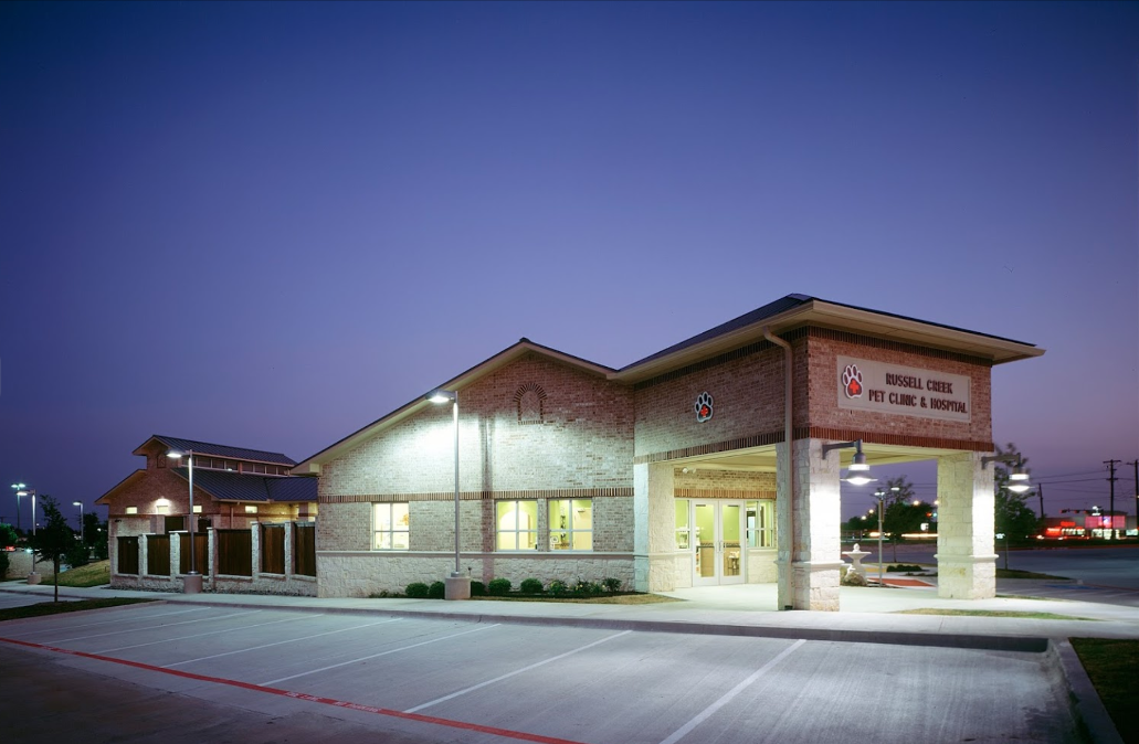 Russell Creek Pet Clinic & Hospital building